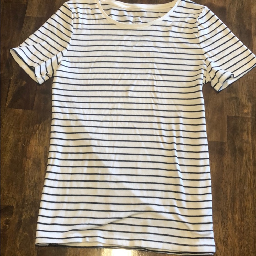 A new day short sleeve striped tee